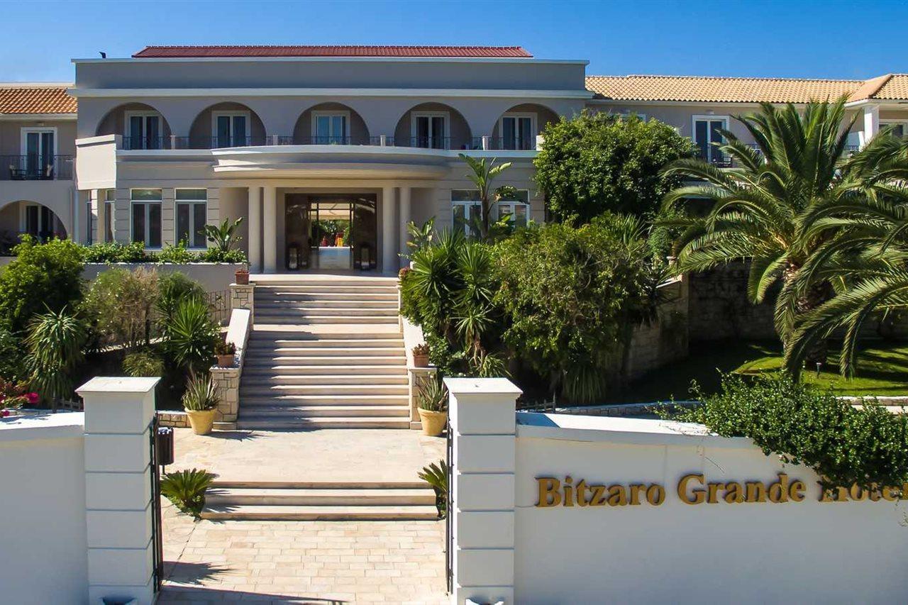 酒店 Bitzaro Grande & 3*